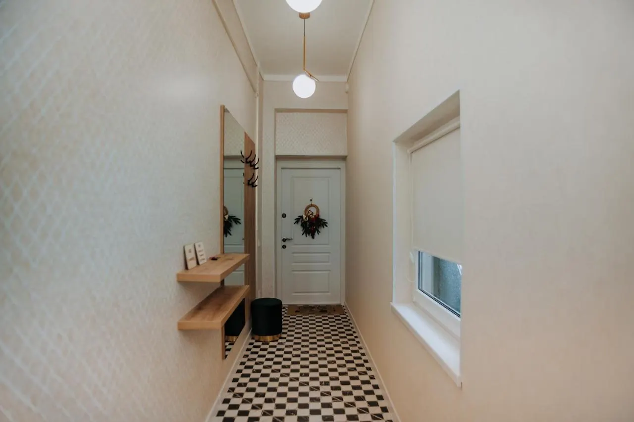 V.I.P Apartments Dominikanos Λβιβ
